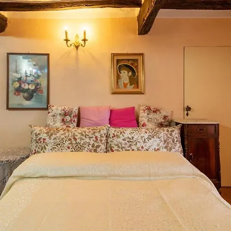 Casa * Lucignano